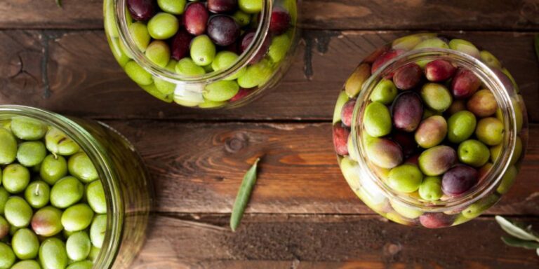 Scopri di più sull'articolo Come conservare le olive Giarraffa: metodi casalinghi